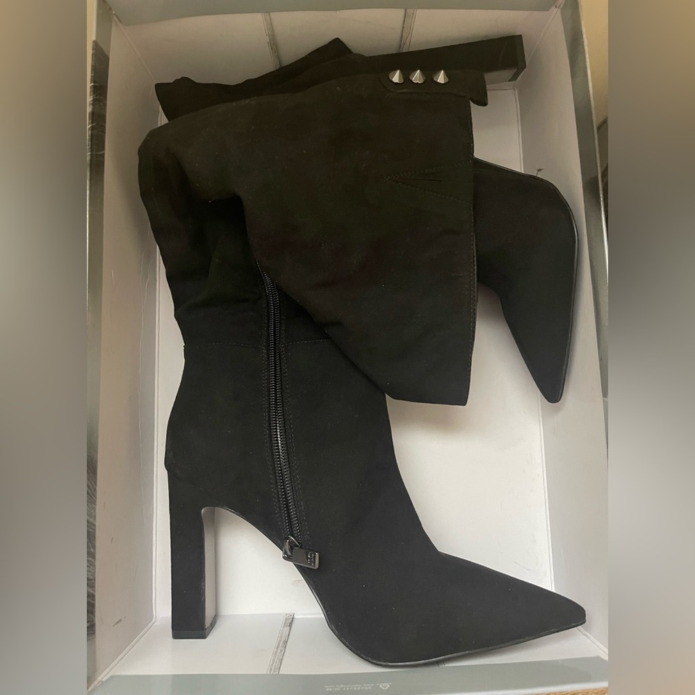 WOMEN SHOE